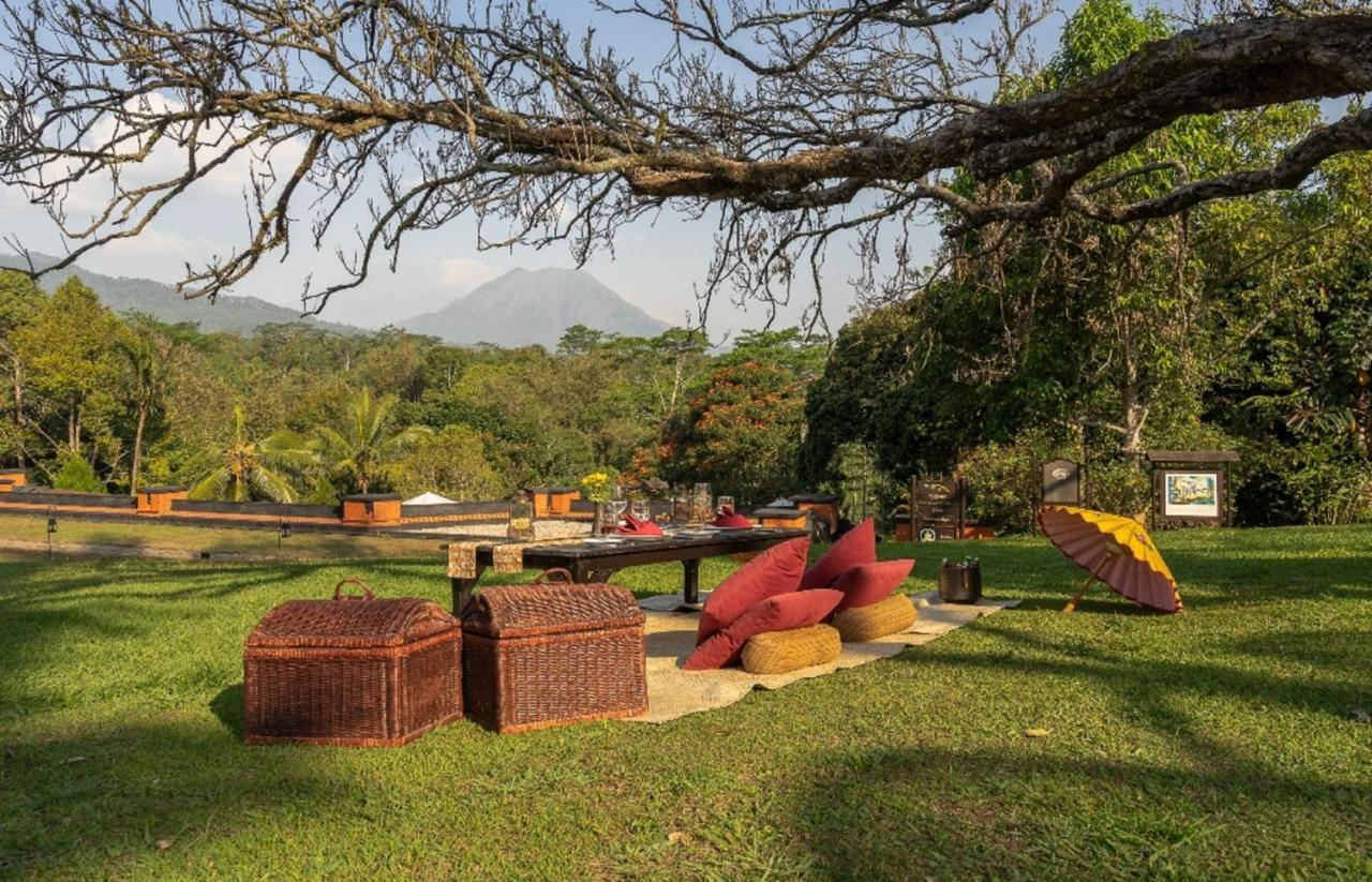 Mesastila Resort And Spa Magelang Exterior foto